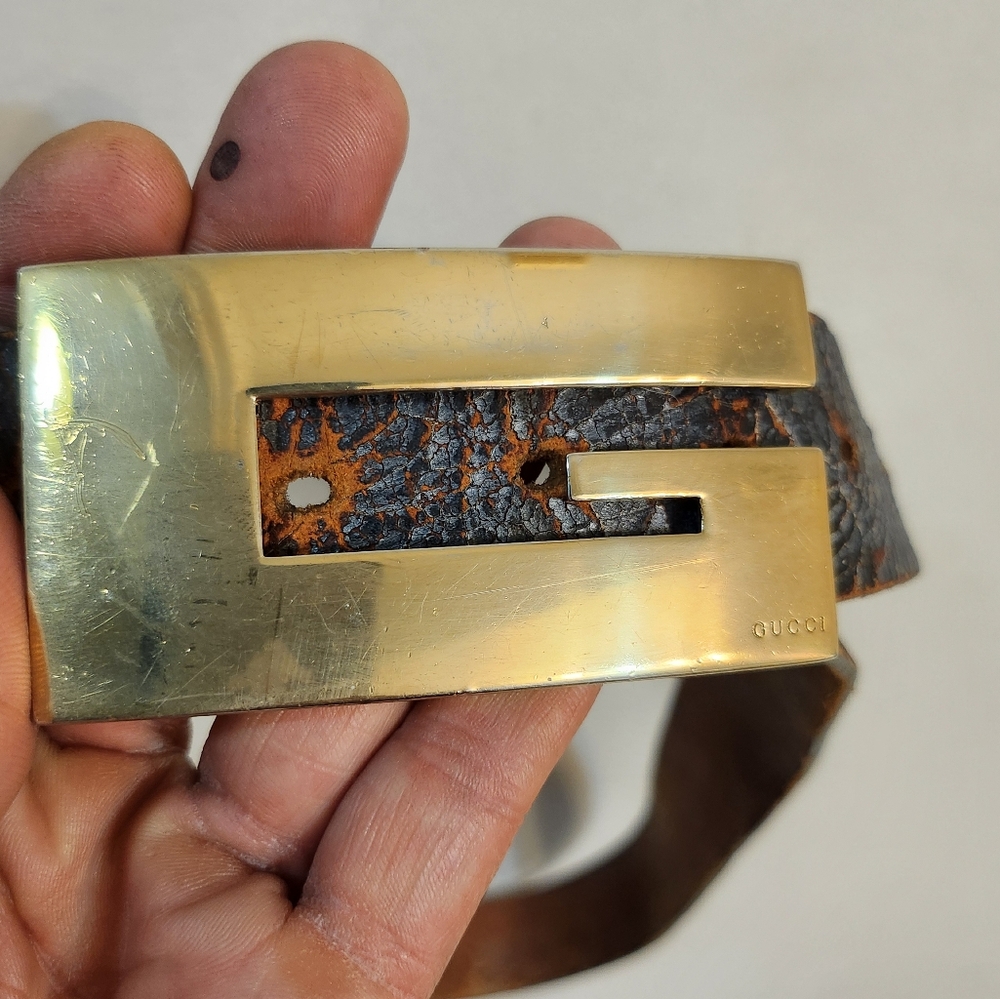 Luxury Vintage Authentic Gucci Belt Buckle